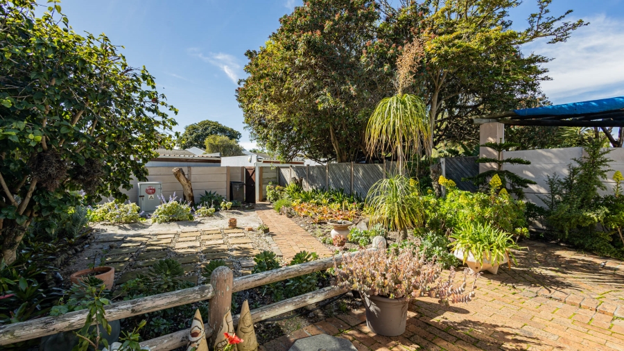2 Bedroom Property for Sale in Table View Western Cape